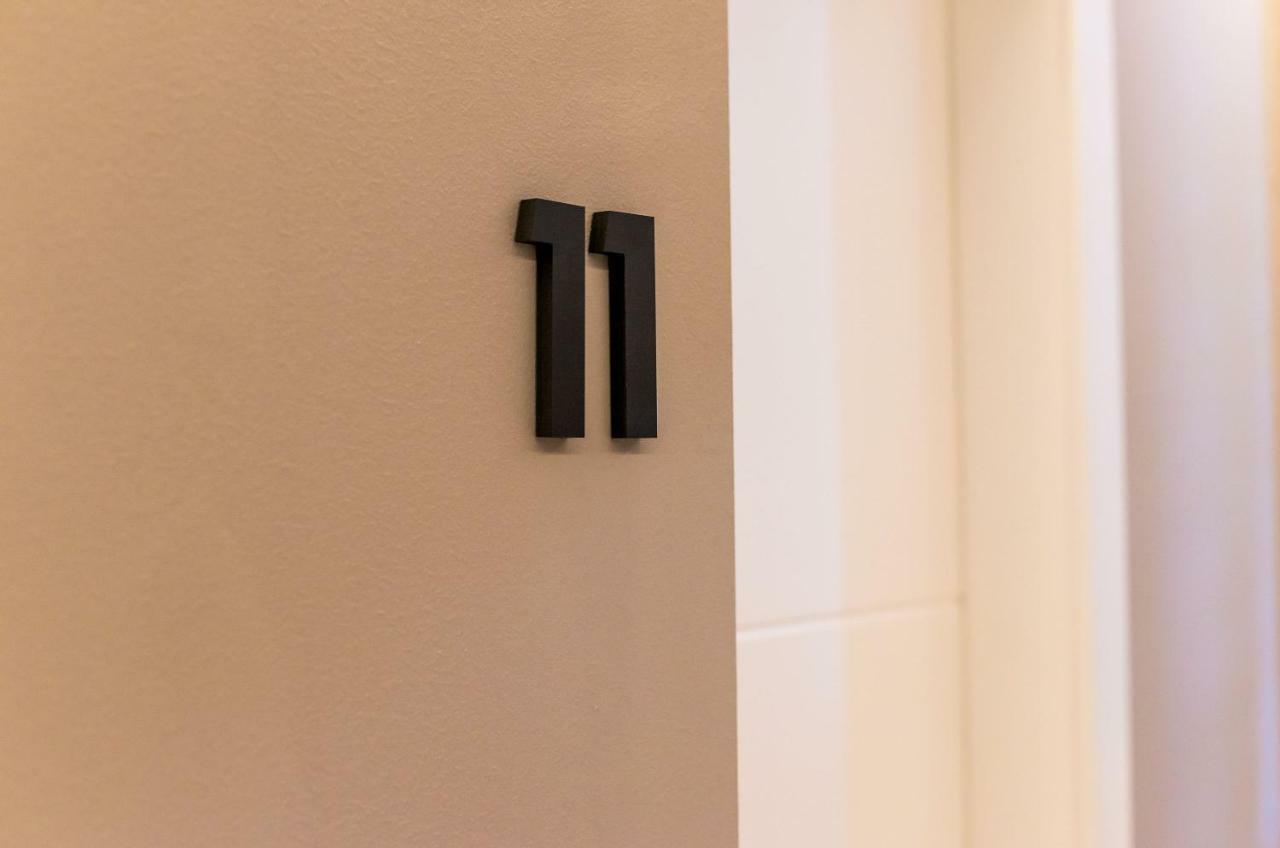 Rooms4u Hotel 4*
